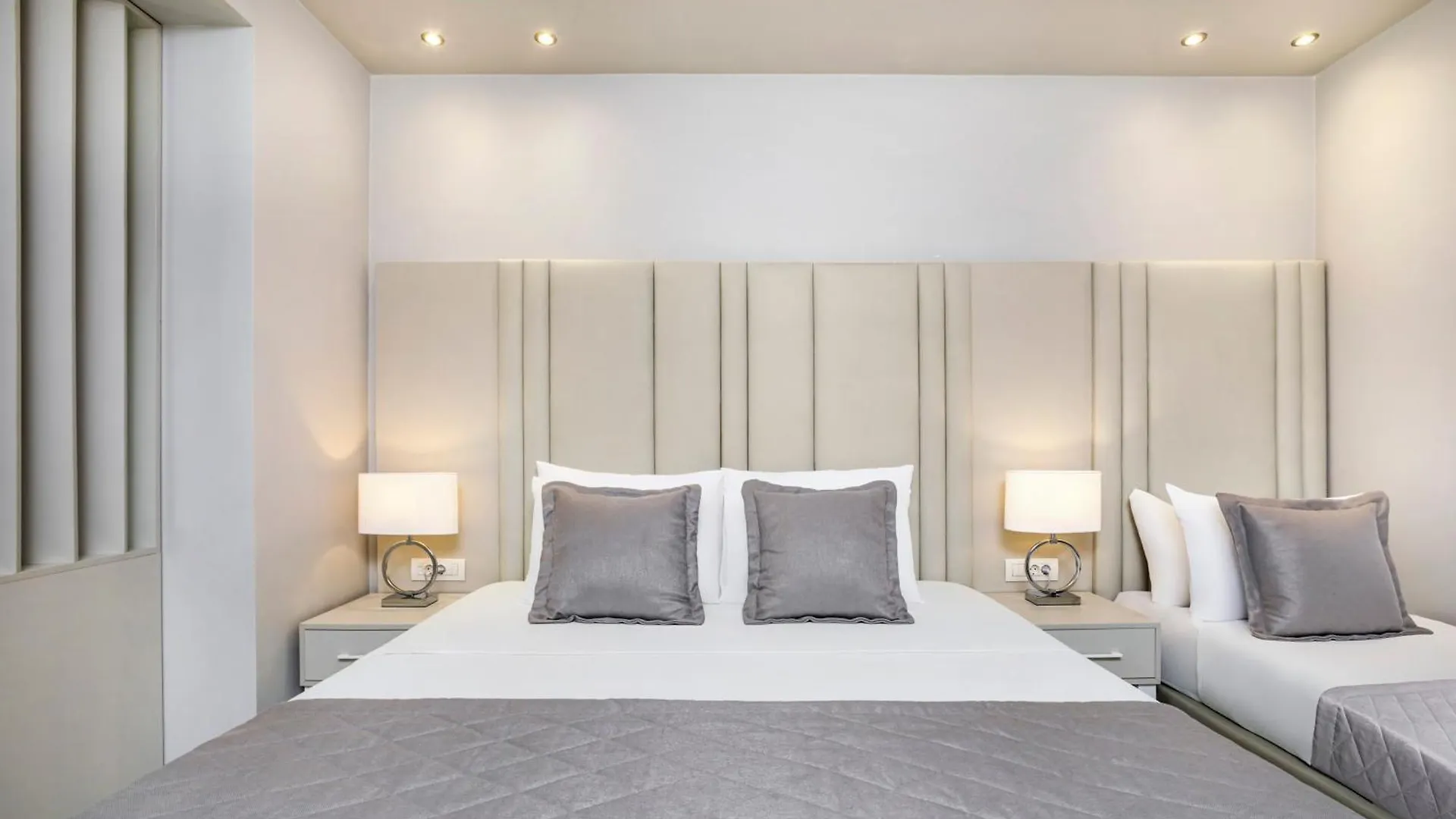 Anna Hotel Pefkochori 3*,