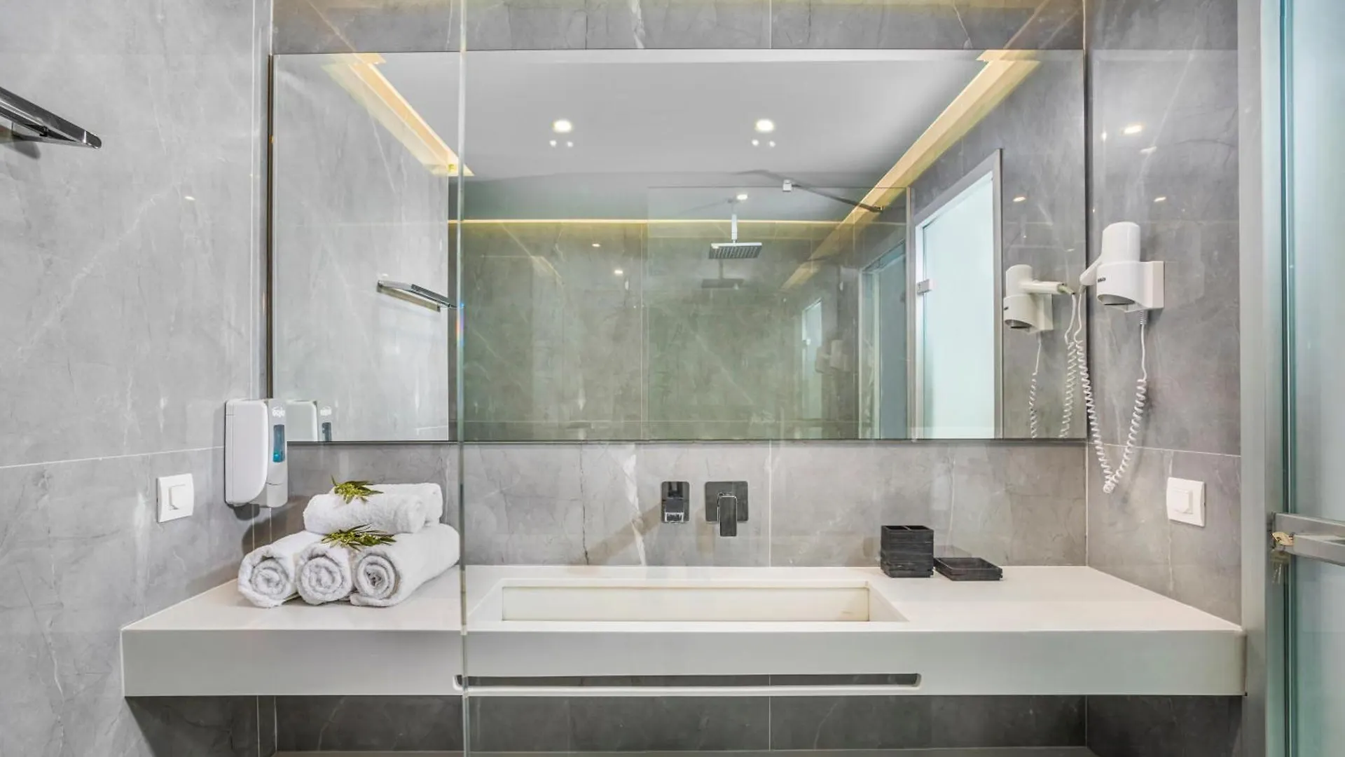 Anna Hotel Pefkochori Aparthotel
