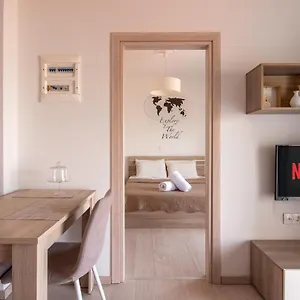 minimalist-apartments-w-view.hotels-of-thessaloniki.com/