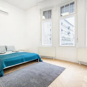 hg-apartments.inbudapesthotels.com/